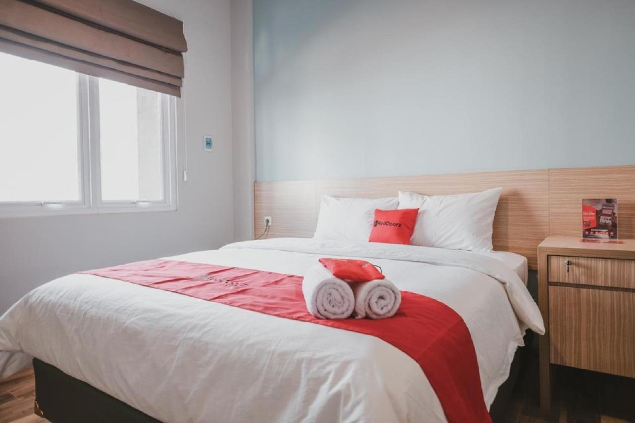 Reddoorz Plus @ Karet Pedurenan 3 Τζακάρτα Εξωτερικό φωτογραφία