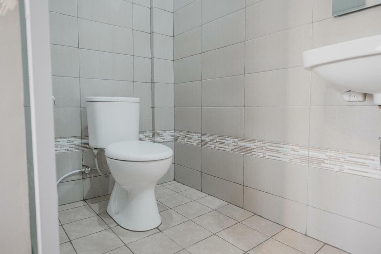 Reddoorz Plus @ Karet Pedurenan 3 Τζακάρτα Εξωτερικό φωτογραφία