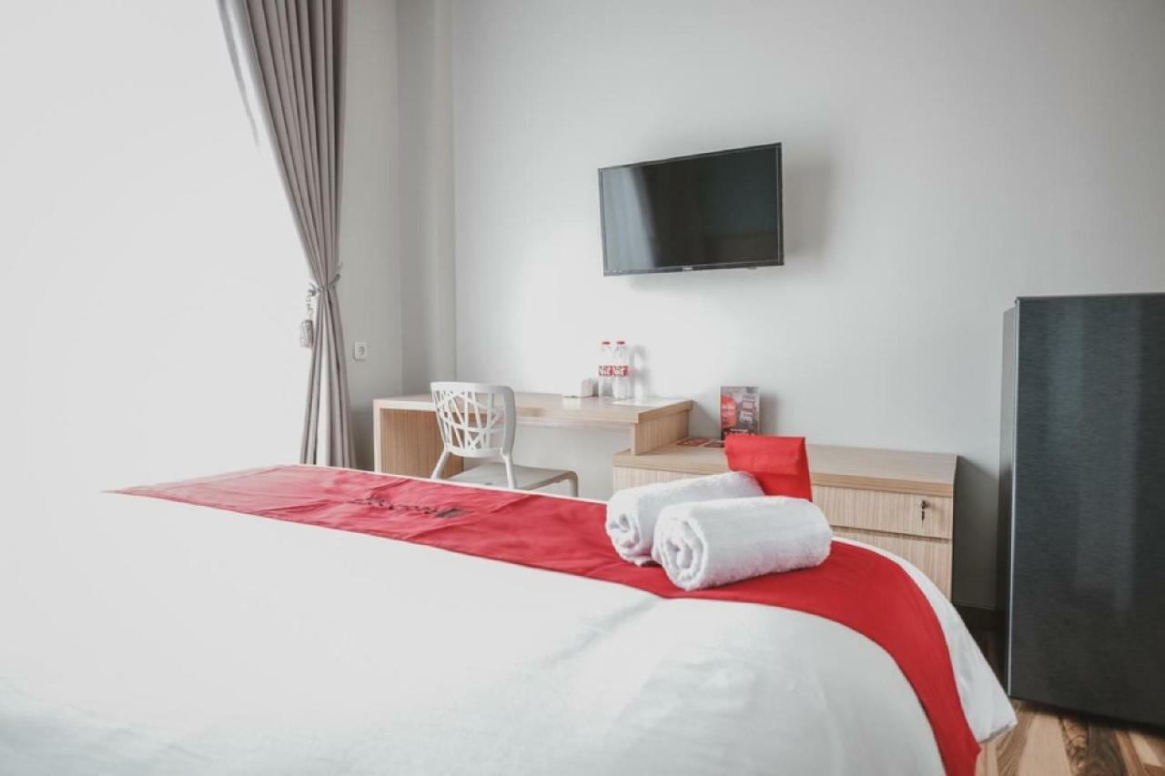 Reddoorz Plus @ Karet Pedurenan 3 Τζακάρτα Εξωτερικό φωτογραφία